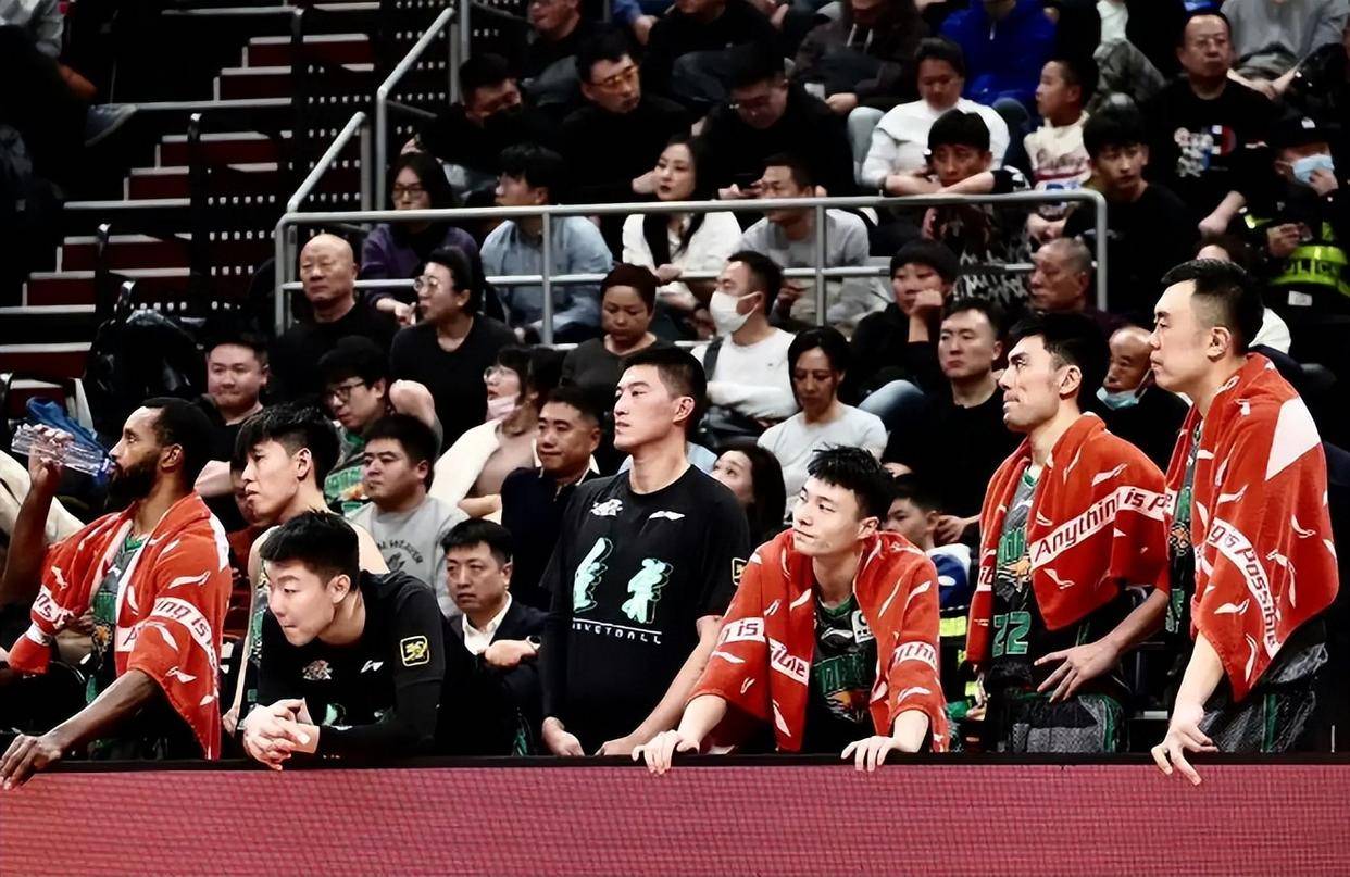 柏林联队准备新任教练上任，让球迷期待