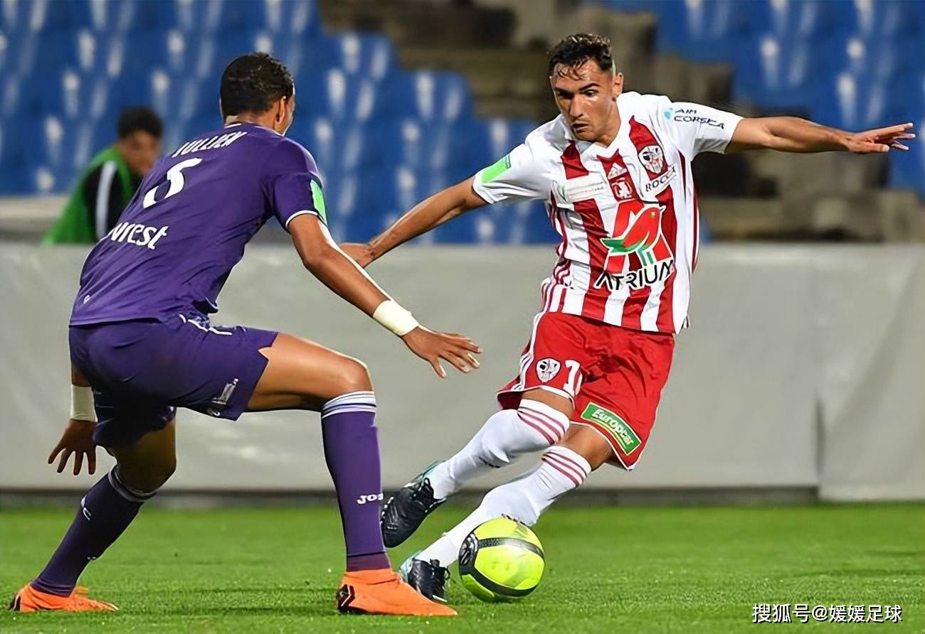 格拉纳达主场赢球,冲刺欧战资格 格拉纳达主场赢球,冲刺欧战资格