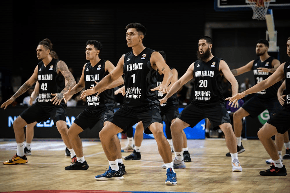 克罗地亚篮球队气势如虹,战胜强敌 克罗地亚篮球队气势如虹,战胜强敌