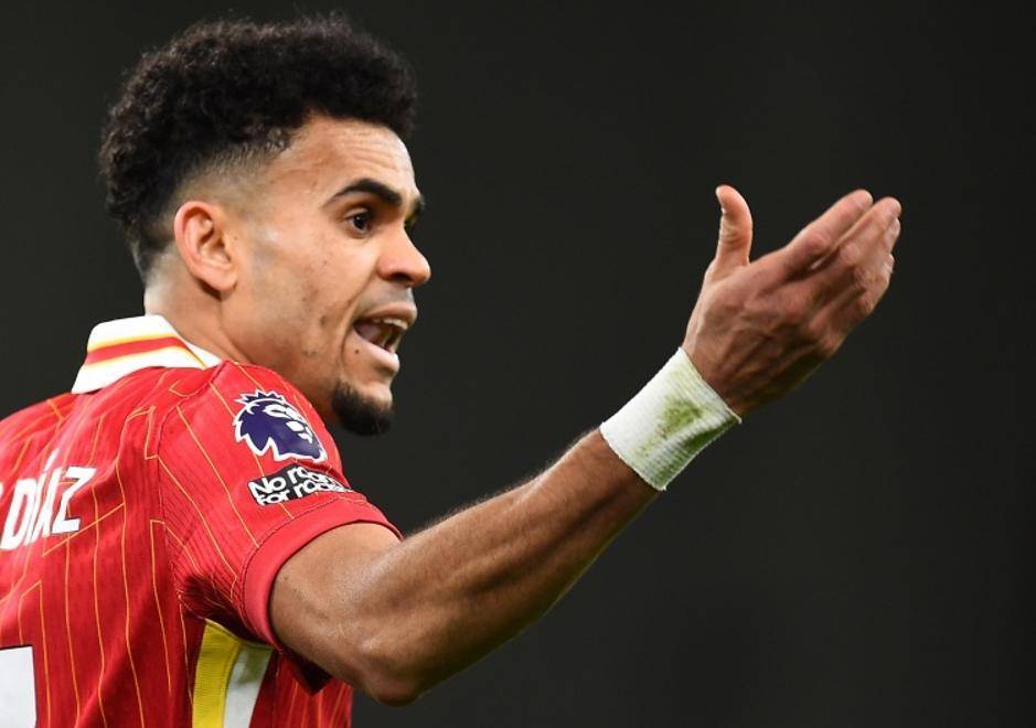 阿森纳前锋在国家队比赛中单场独中两元 阿森纳前锋在国家队比赛中单场独中两元