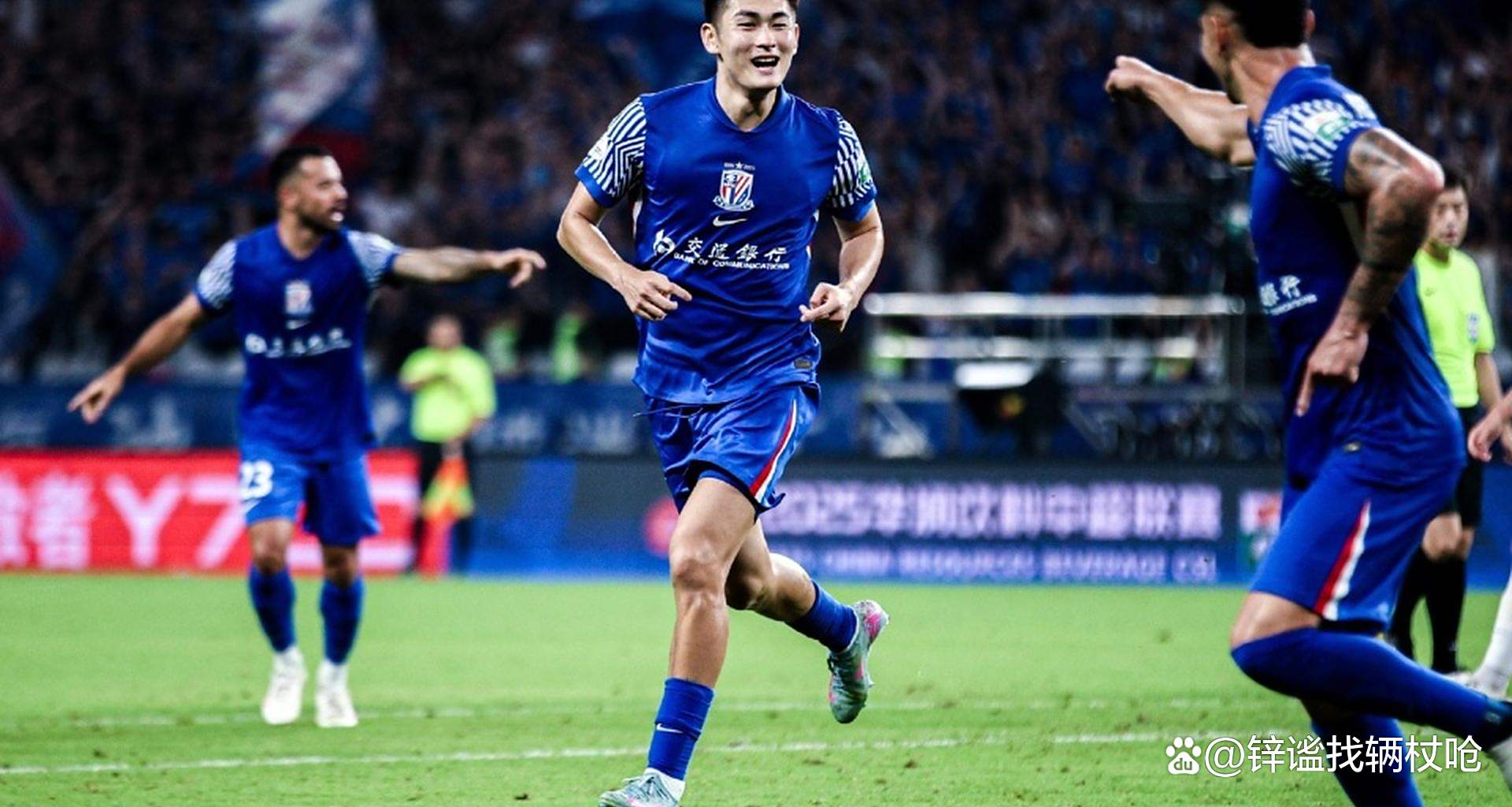 申花力拼抢险胜,连战努力冲锋先机居上 申花力拼抢险胜,连战努力冲锋先机居上