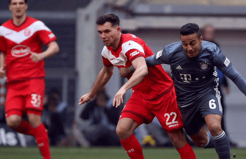 热那亚主场击败帕尔玛,士兵喜迎胜利 热那亚主场击败帕尔玛,士兵喜迎胜利