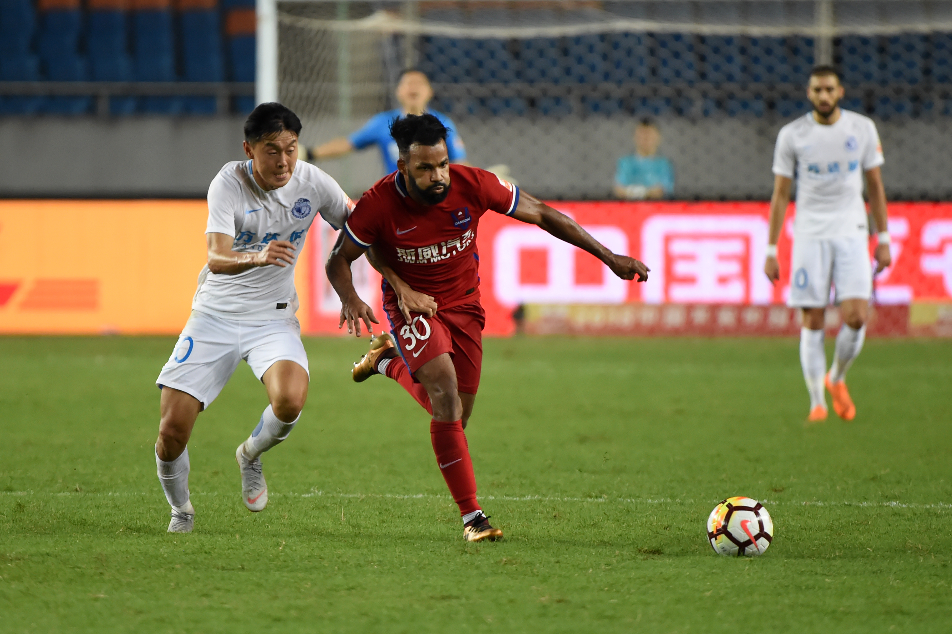 重庆斯威击败河南建业,继续稳步前进 重庆斯威击败河南建业,继续稳步前进